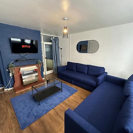 Lovely Spacious 3 Bedrooms House 버밍엄 외부 사진